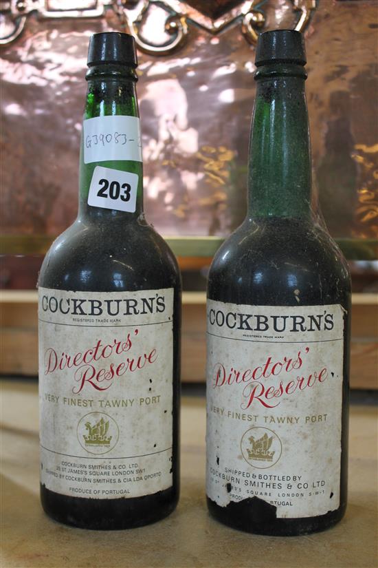 2 bottles of Cockburns port